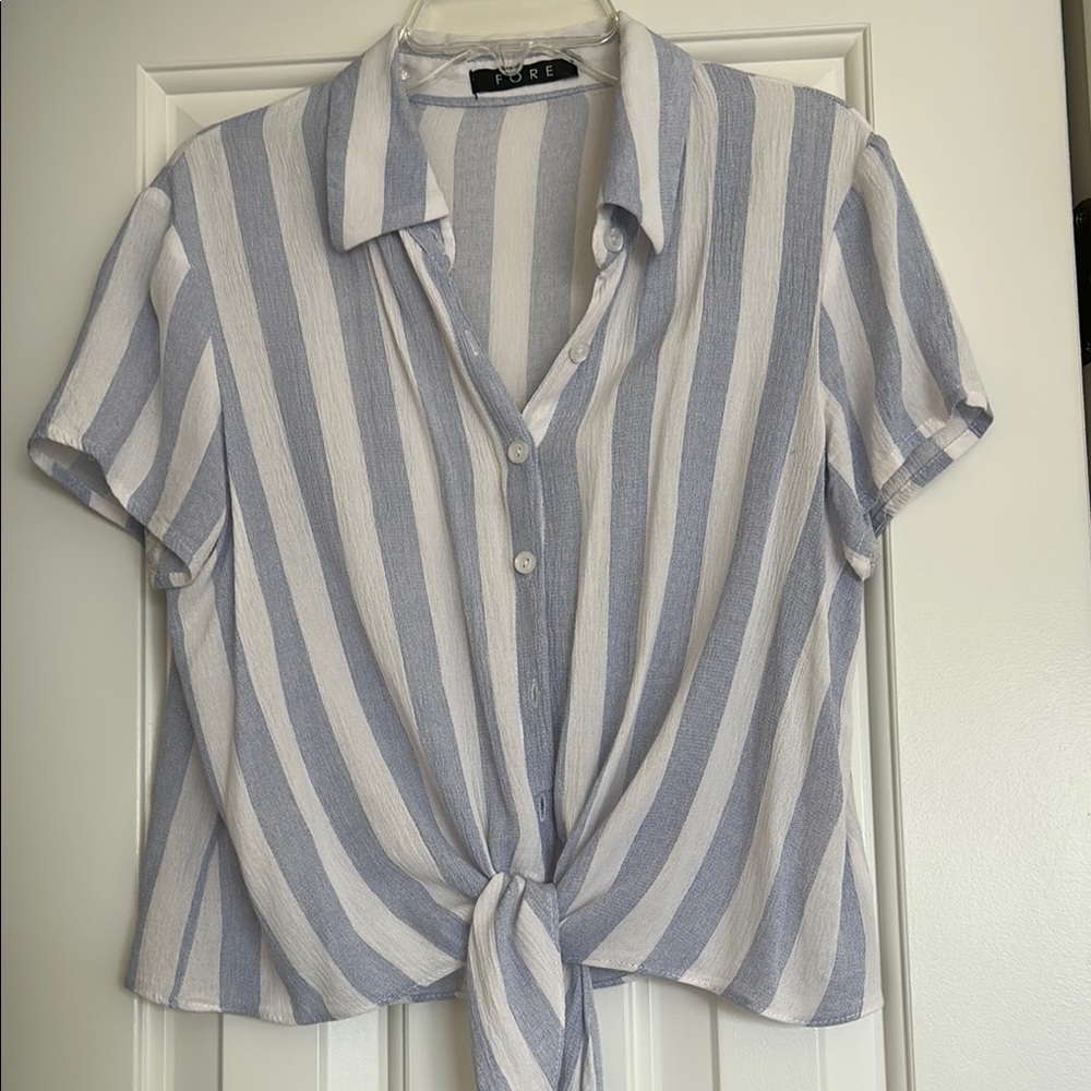 Pur White and Blue  Short Sleeve blouse Button Down by FORE